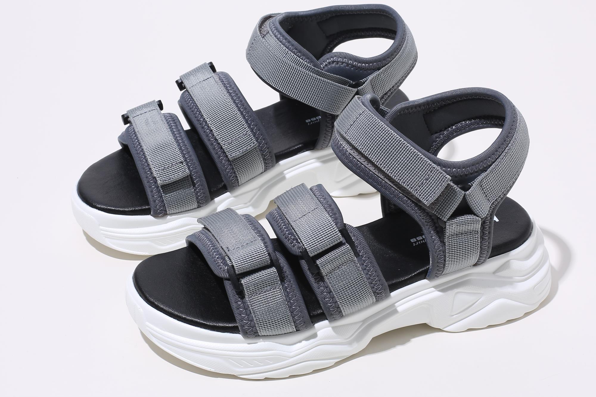 Hot Selling Good Quality New Design Latest Summer Sandals Shoes